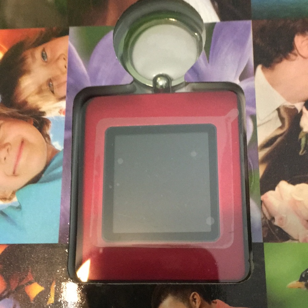 USB 2.0 Digital Photo Keychain - Picture 3 of 3